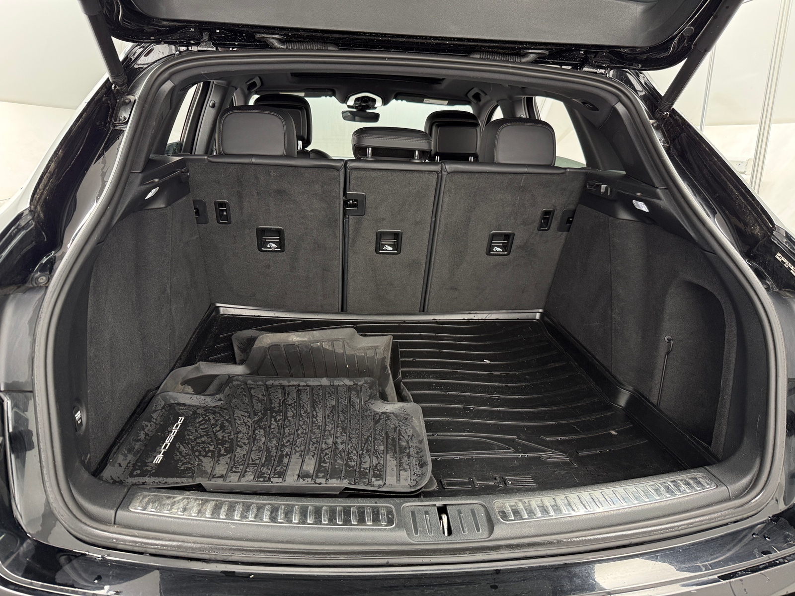 Thumbnail: 2019 Porsche Macan - 6