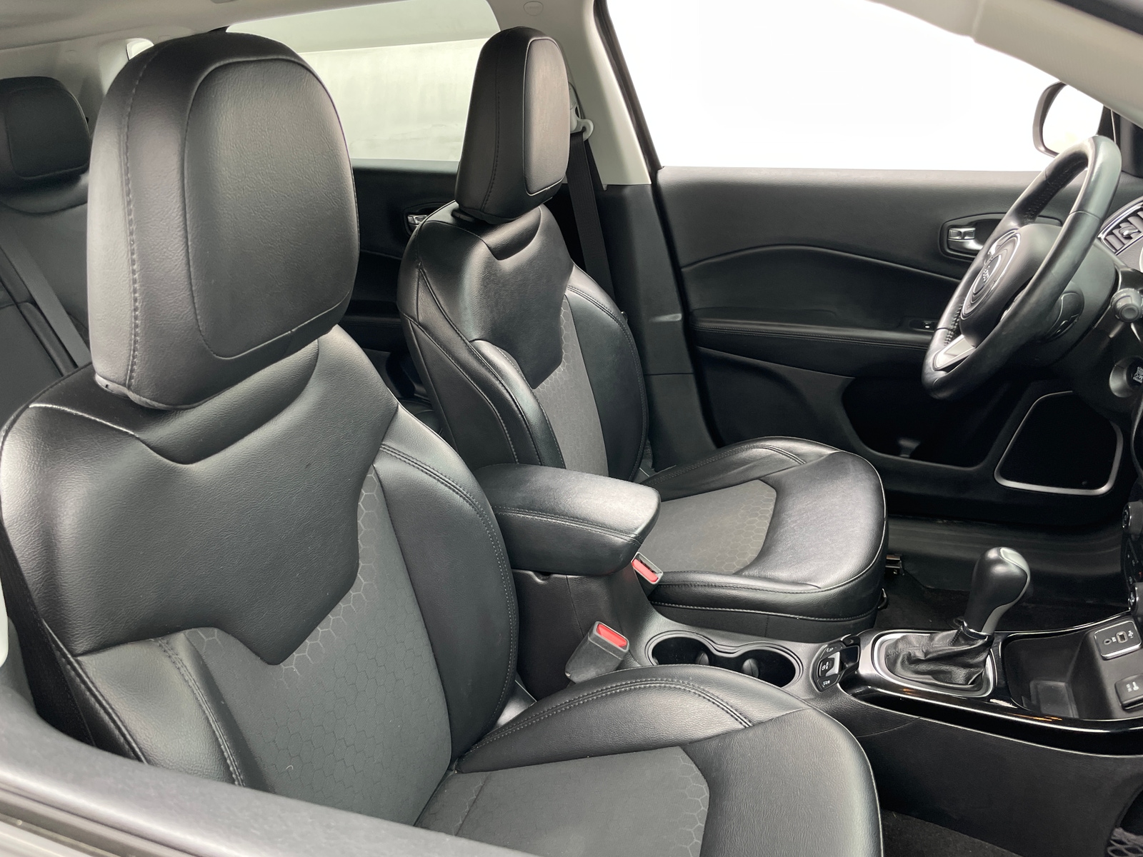 Thumbnail: 2019 Jeep Compass - 2