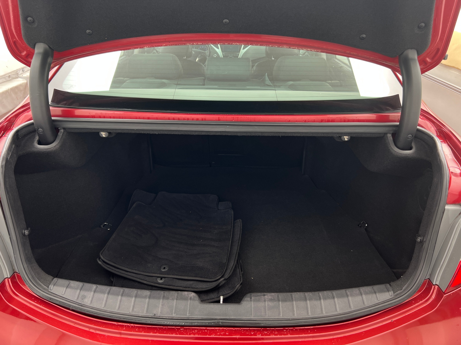 Thumbnail: 2013 Hyundai Azera - 6