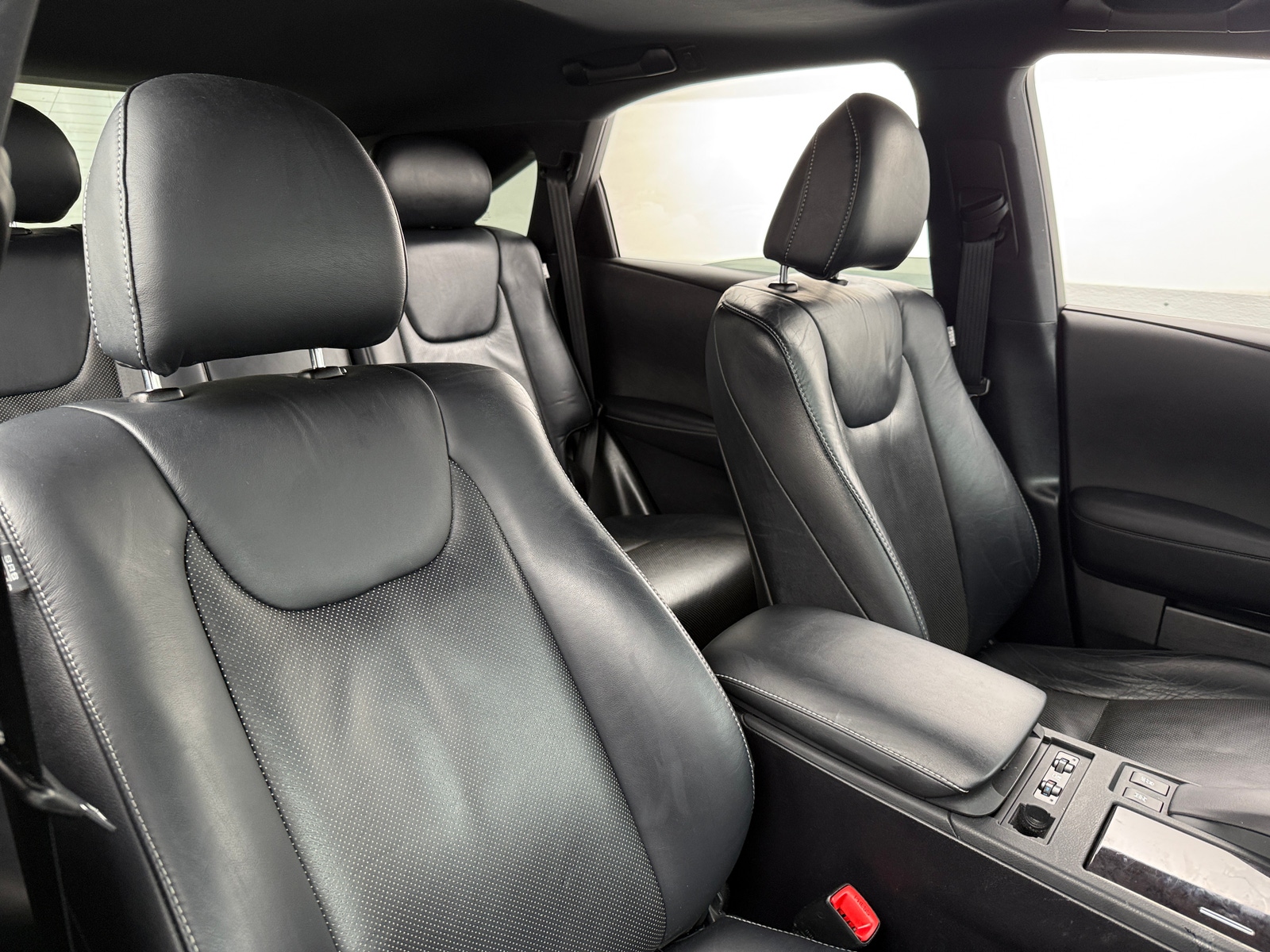 Thumbnail: 2014 Lexus RX - 2