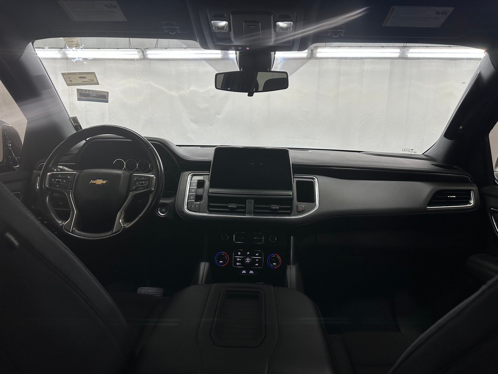 Thumbnail: 2021 Chevrolet Tahoe - 3