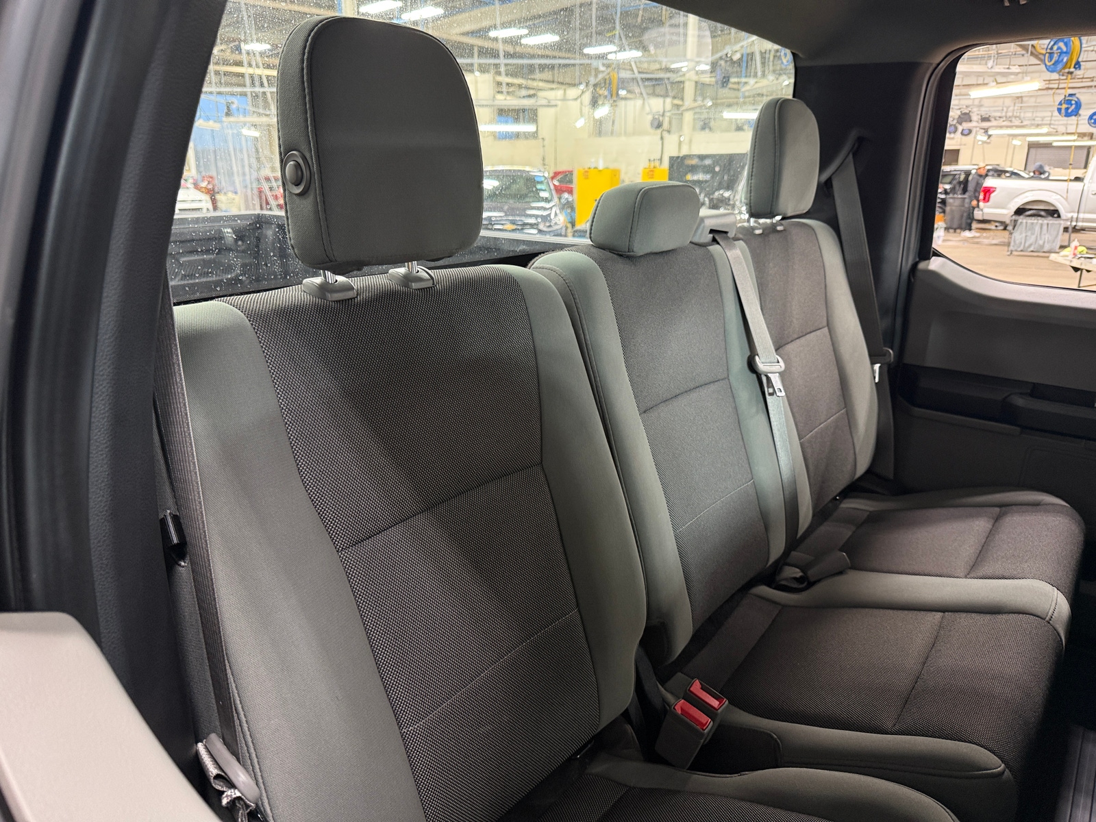 Thumbnail: 2019 Ford Econoline - 6