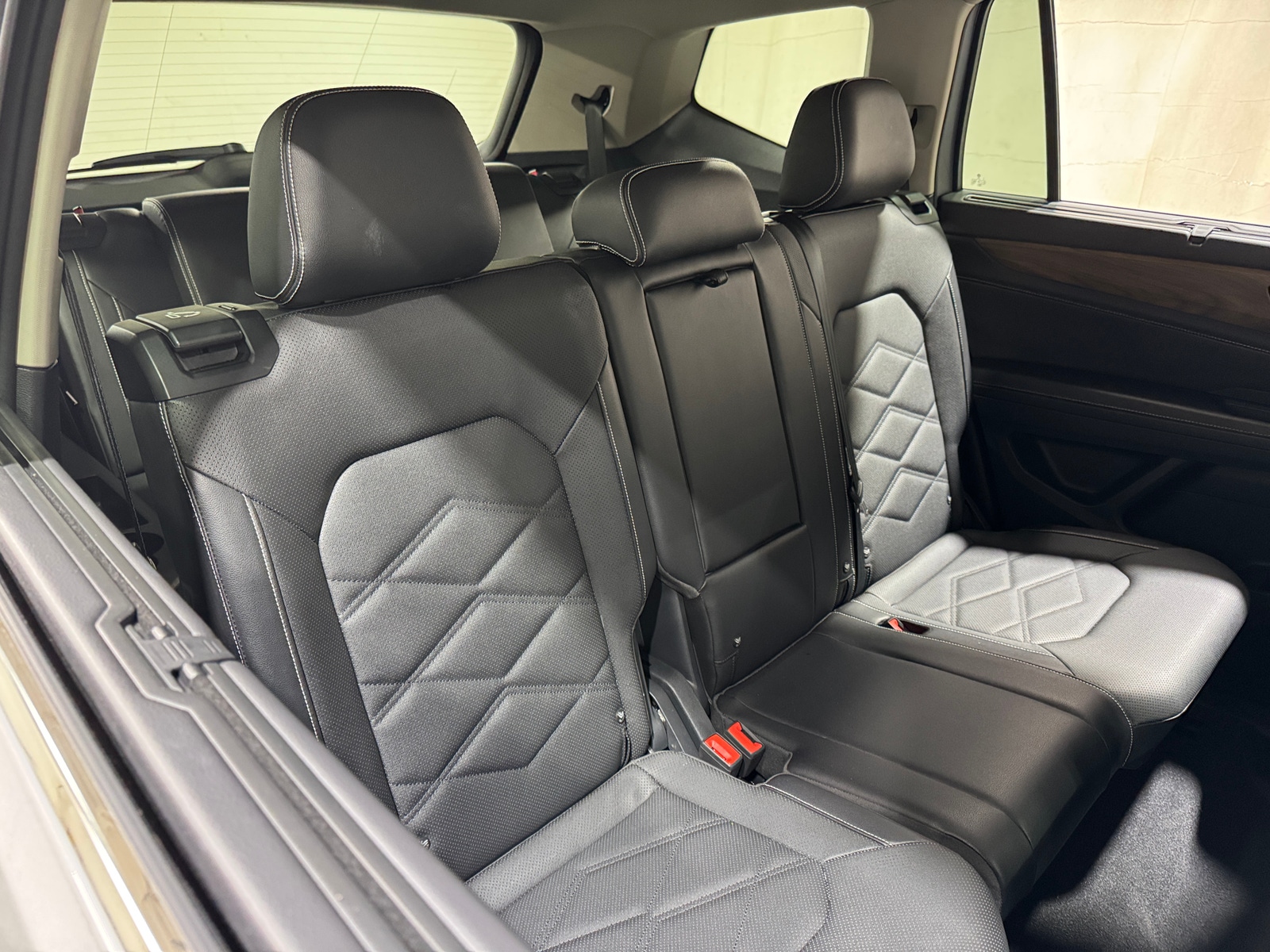 Thumbnail: 2025 Volkswagen Atlas - 5