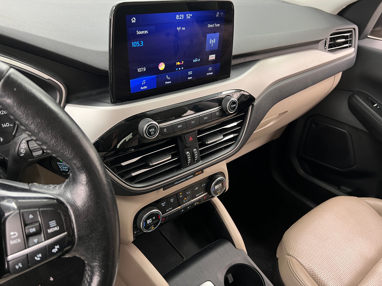 Thumbnail: 2021 Ford Escape - 3