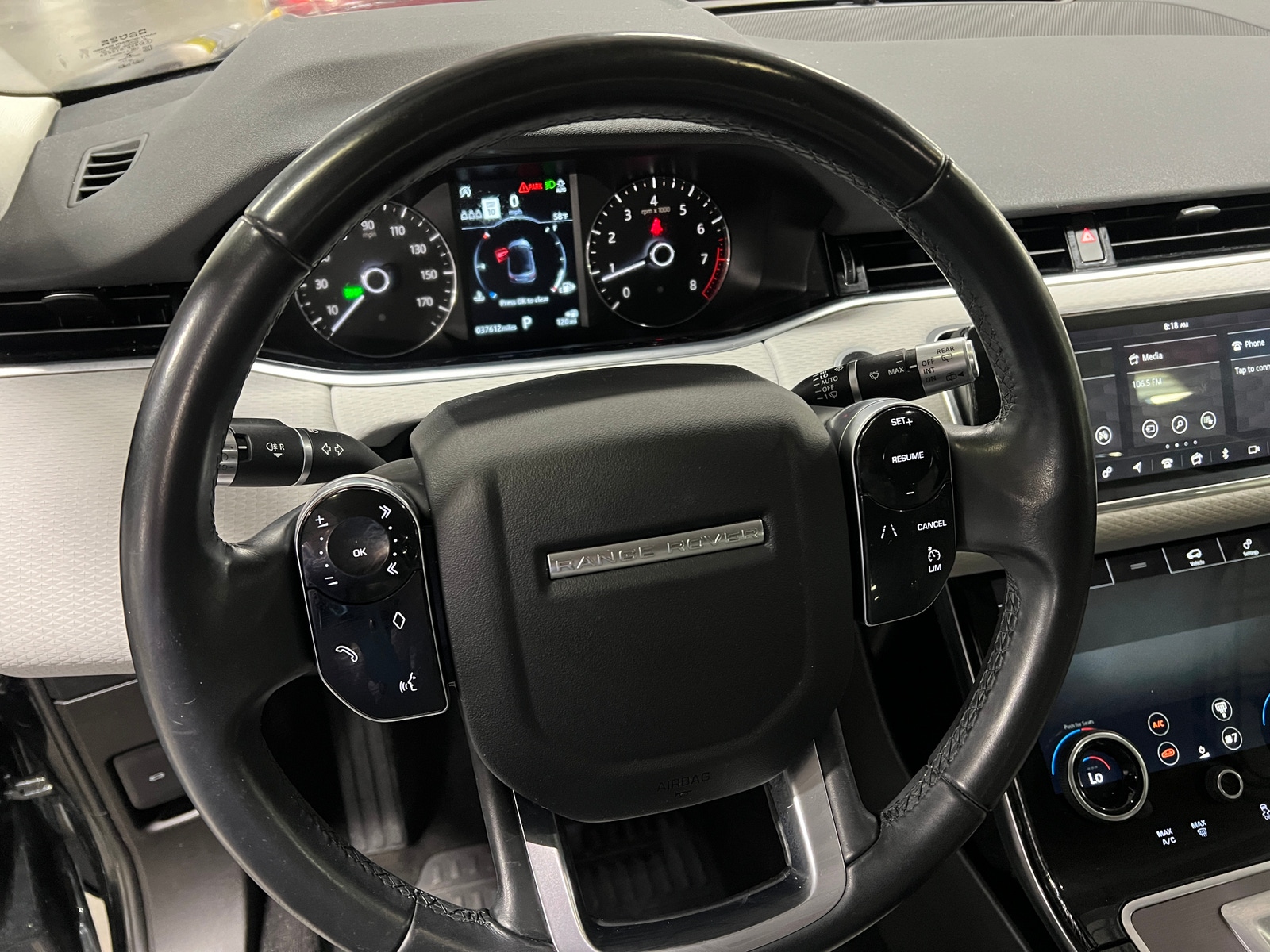 Thumbnail: 2020 Land Rover Range Rover Evoque - 4