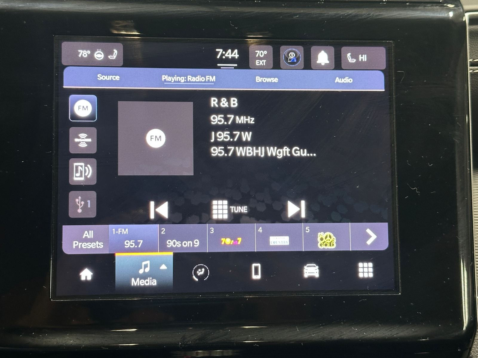 Thumbnail: 2023 Jeep Grand Cherokee L - 4