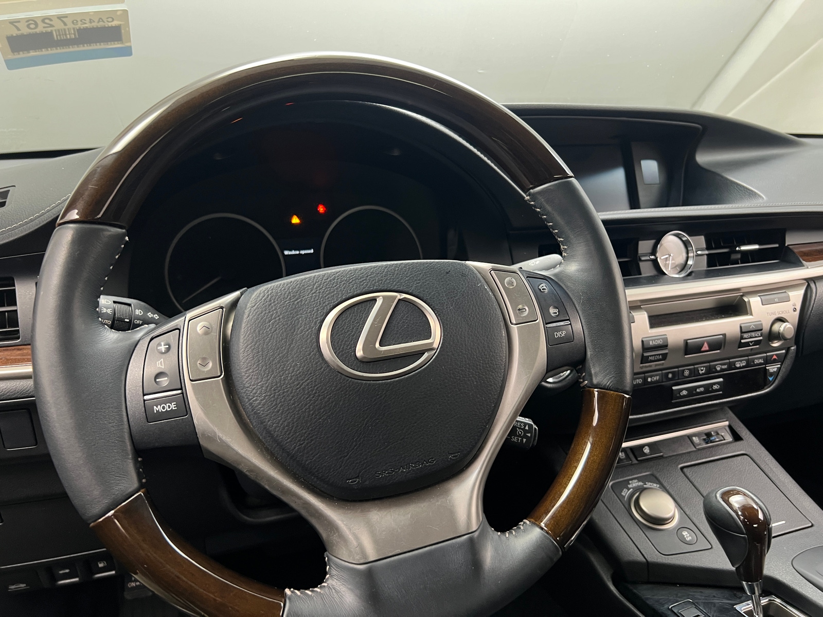 Thumbnail: 2015 Lexus ES - 4