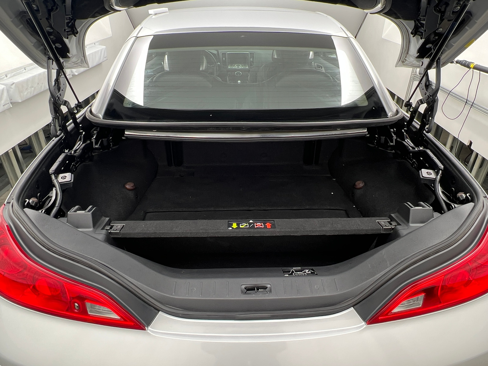 Thumbnail: 2012 INFINITI G37 - 6