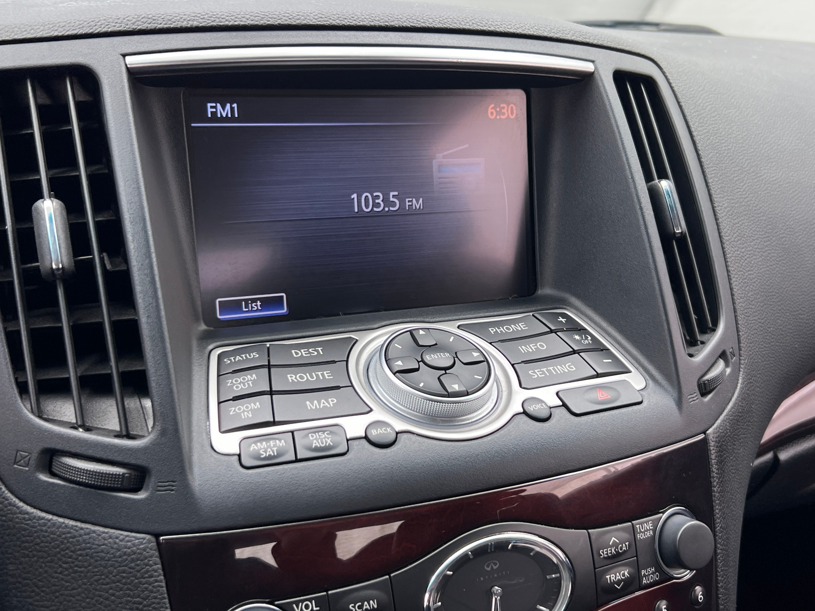 Thumbnail: 2012 INFINITI G37 - 3