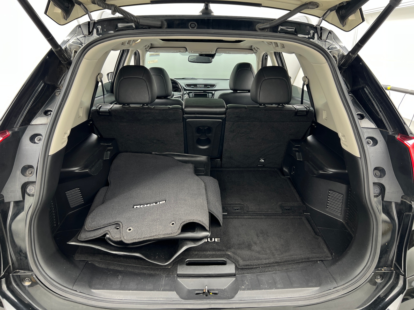 Thumbnail: 2018 Nissan Rogue - 6