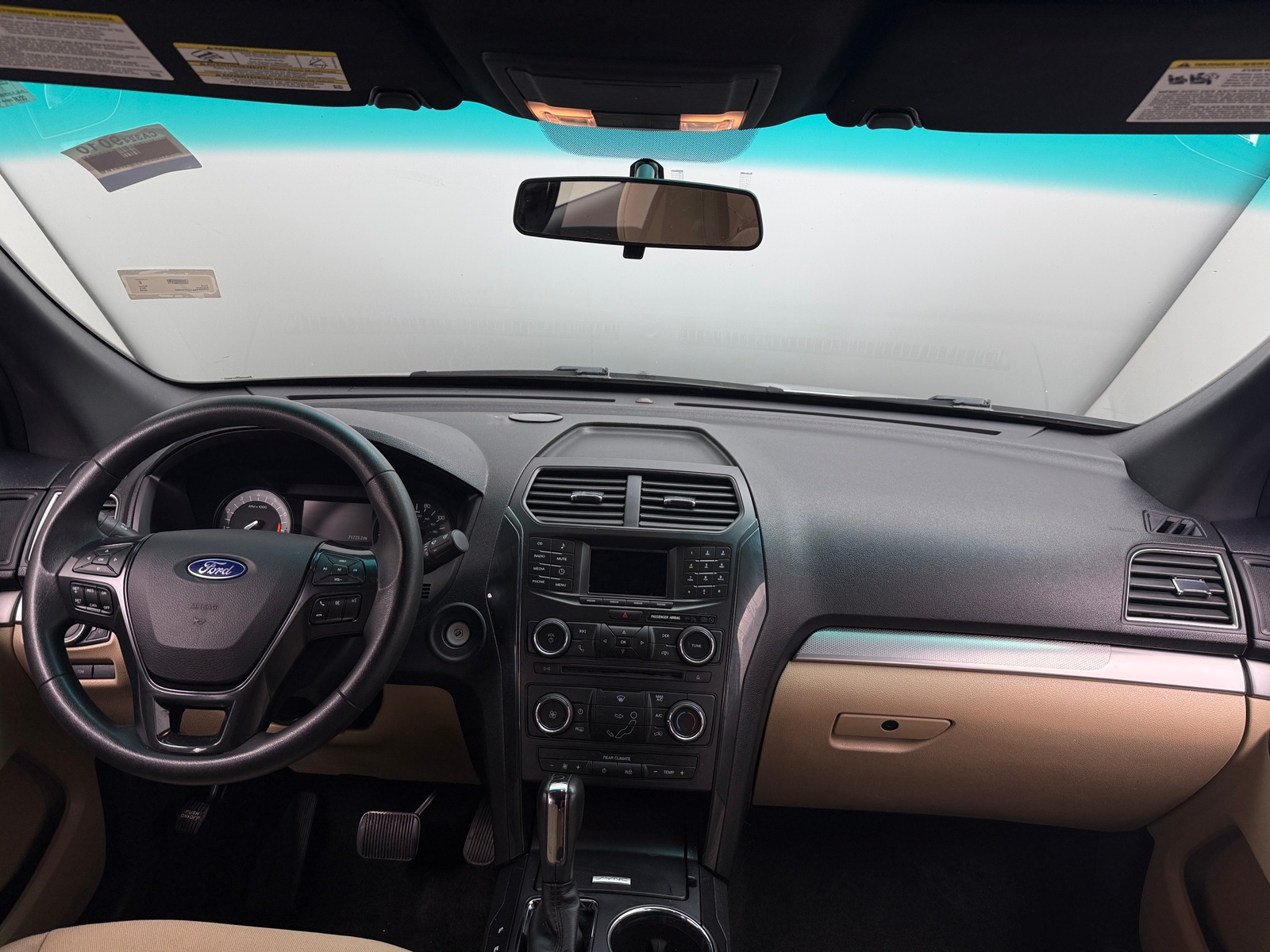 Thumbnail: 2016 Ford Explorer - 3