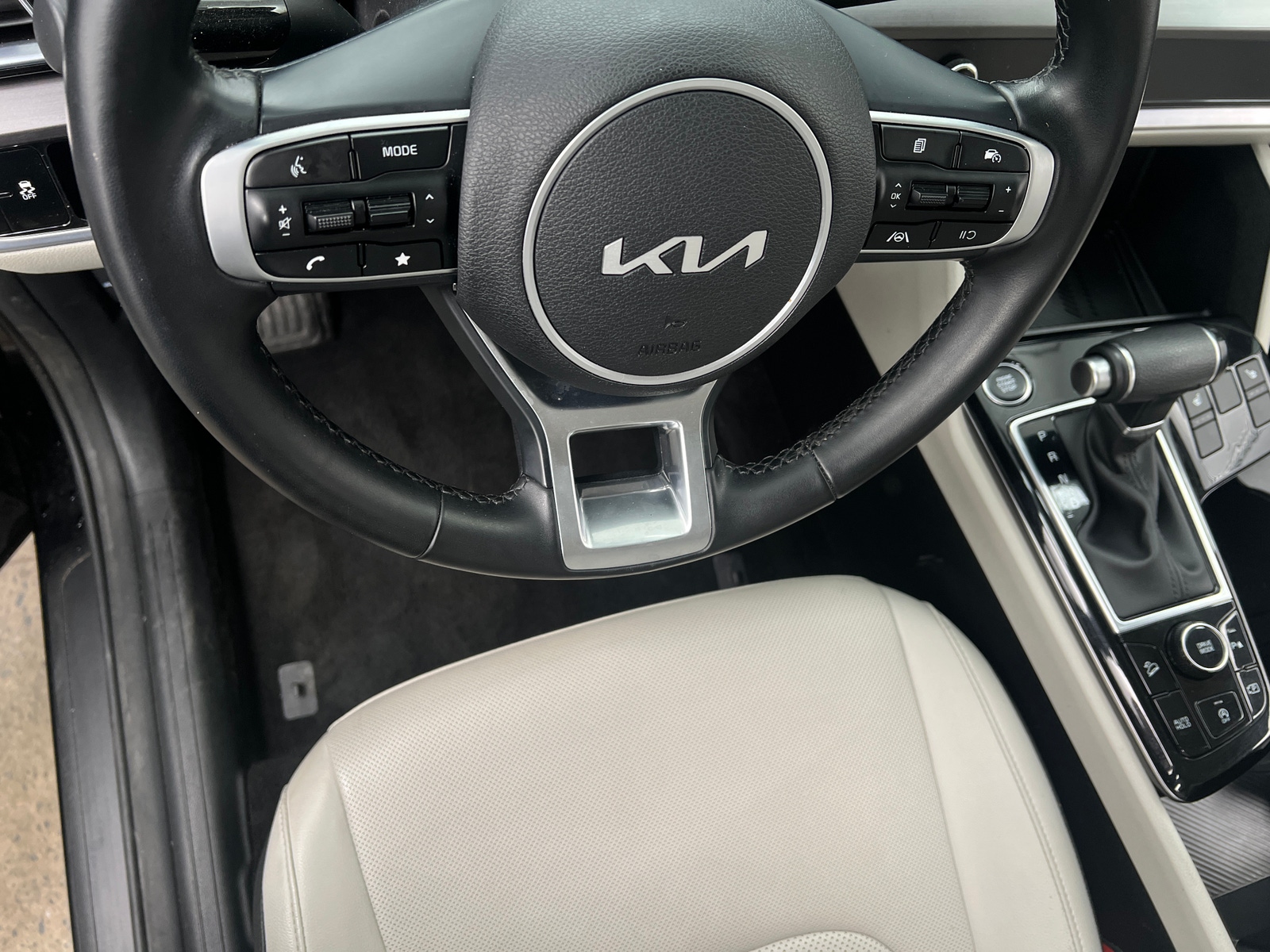 Thumbnail: 2025 Kia Sportage - 4