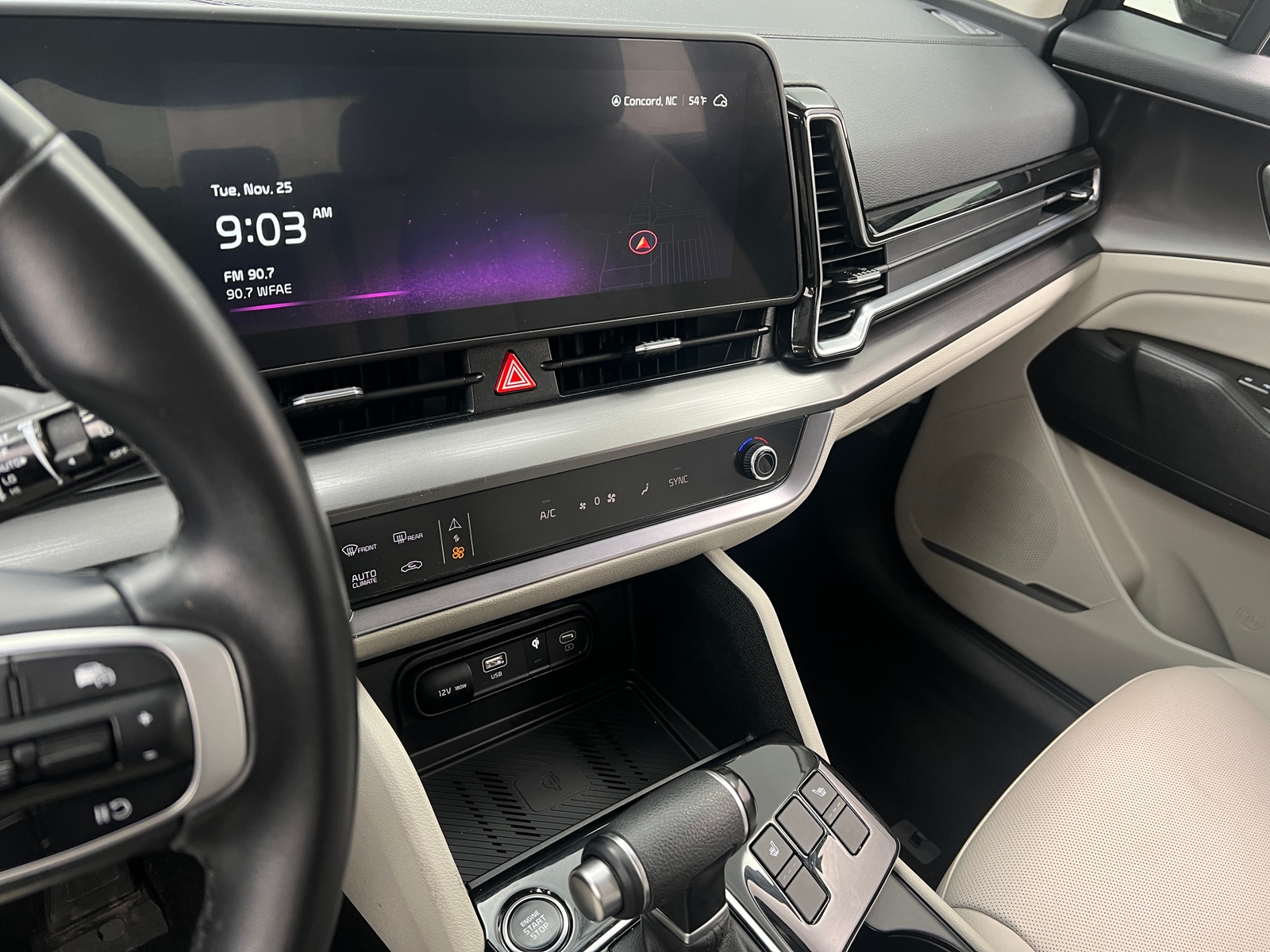 Thumbnail: 2025 Kia Sportage - 3