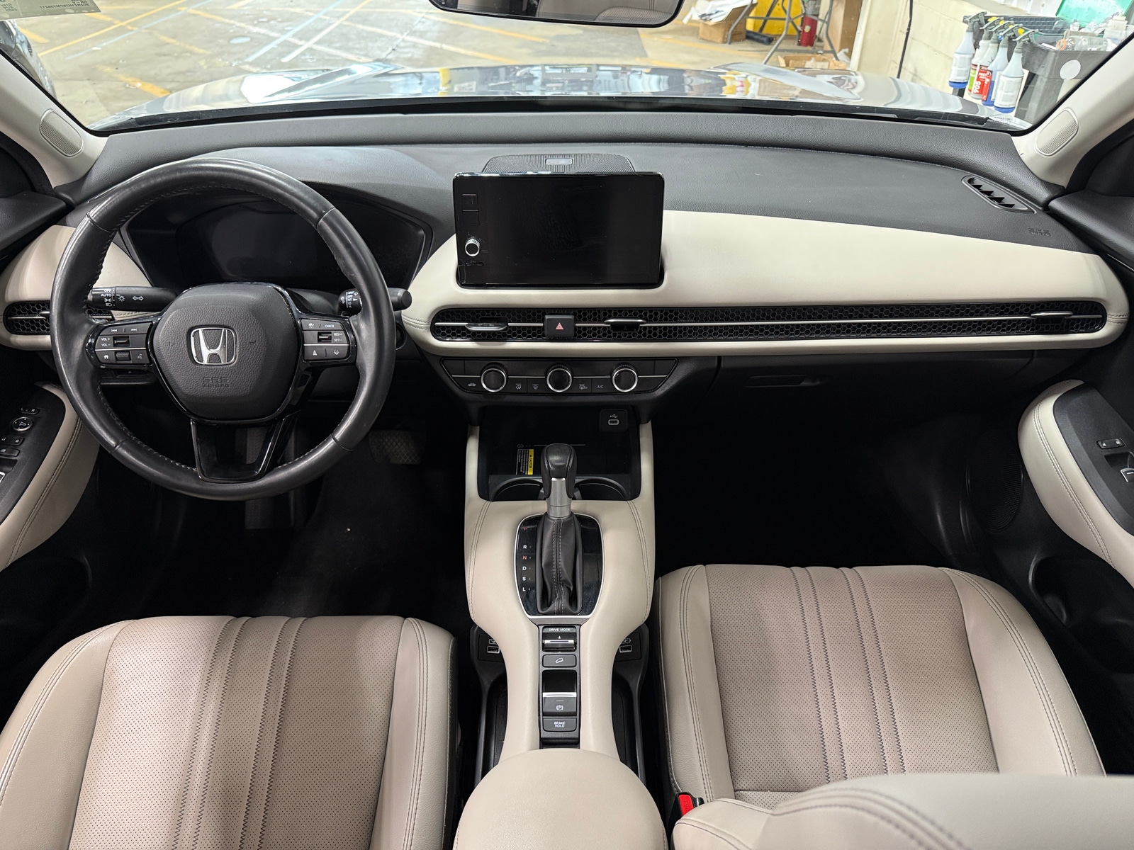 Thumbnail: 2023 Honda HR-V - 2