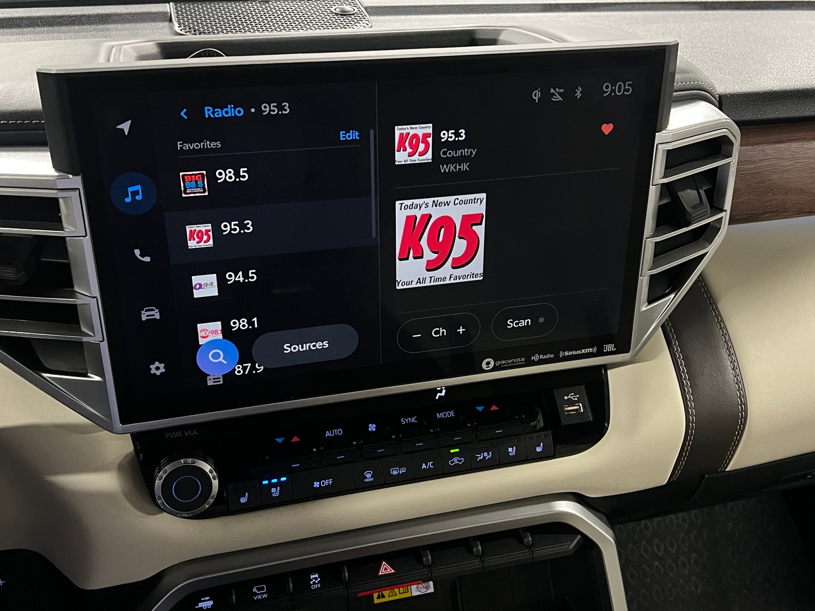 Thumbnail: 2023 Toyota Tundra - 3