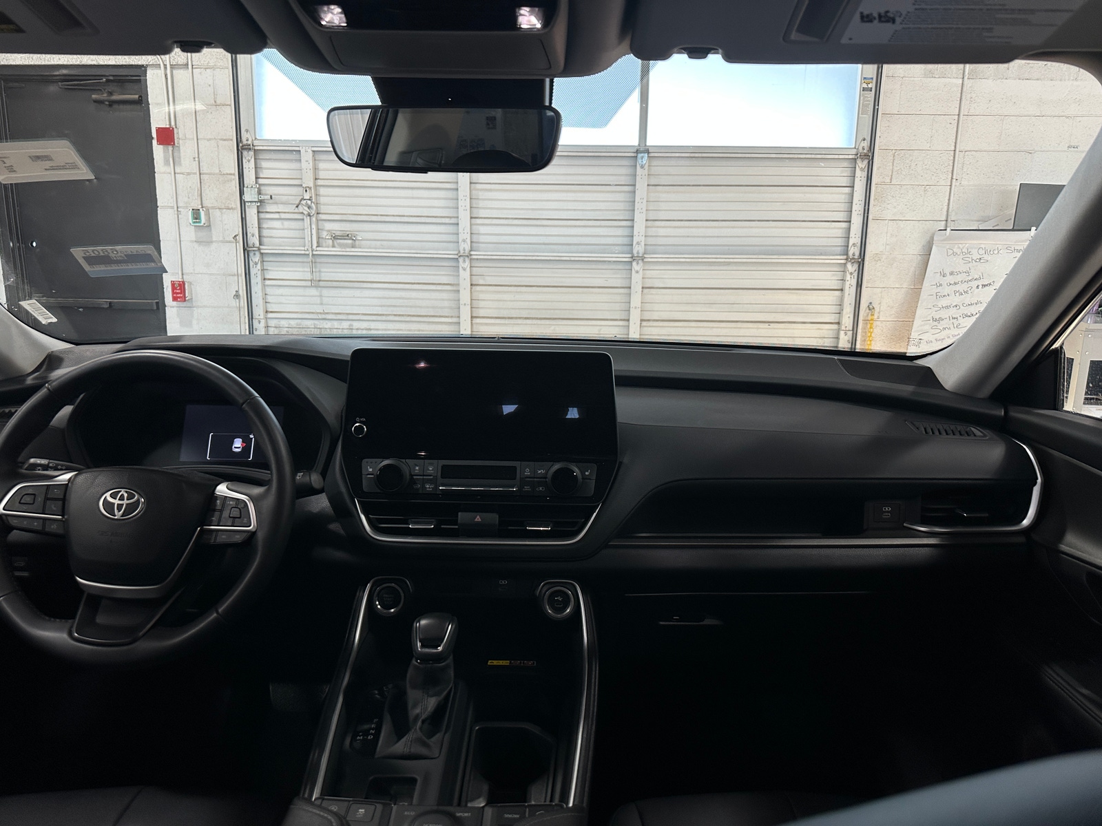 Thumbnail: 2025 Toyota Grand Highlander - 3