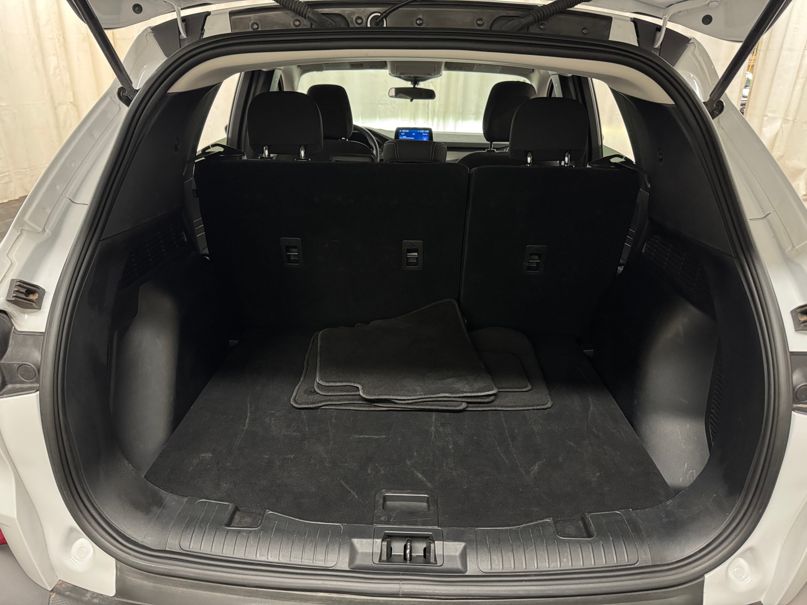 Thumbnail: 2025 Ford Escape - 7