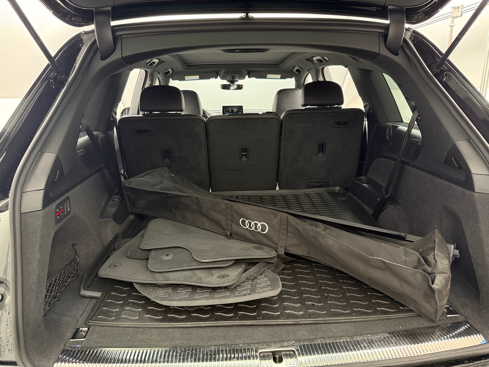 Thumbnail: 2019 Audi Q7 - 6