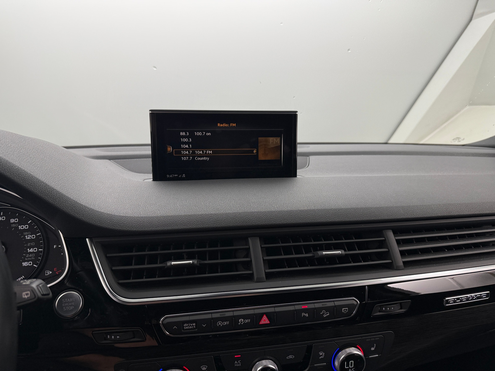 Thumbnail: 2019 Audi Q7 - 3