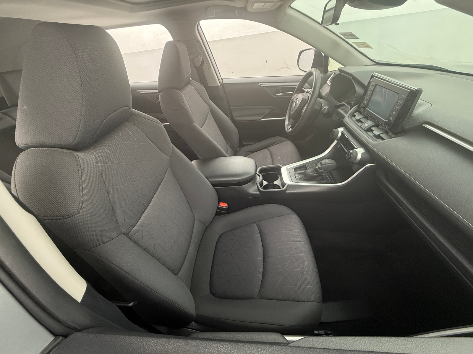 Thumbnail: 2019 Toyota RAV4 - 2