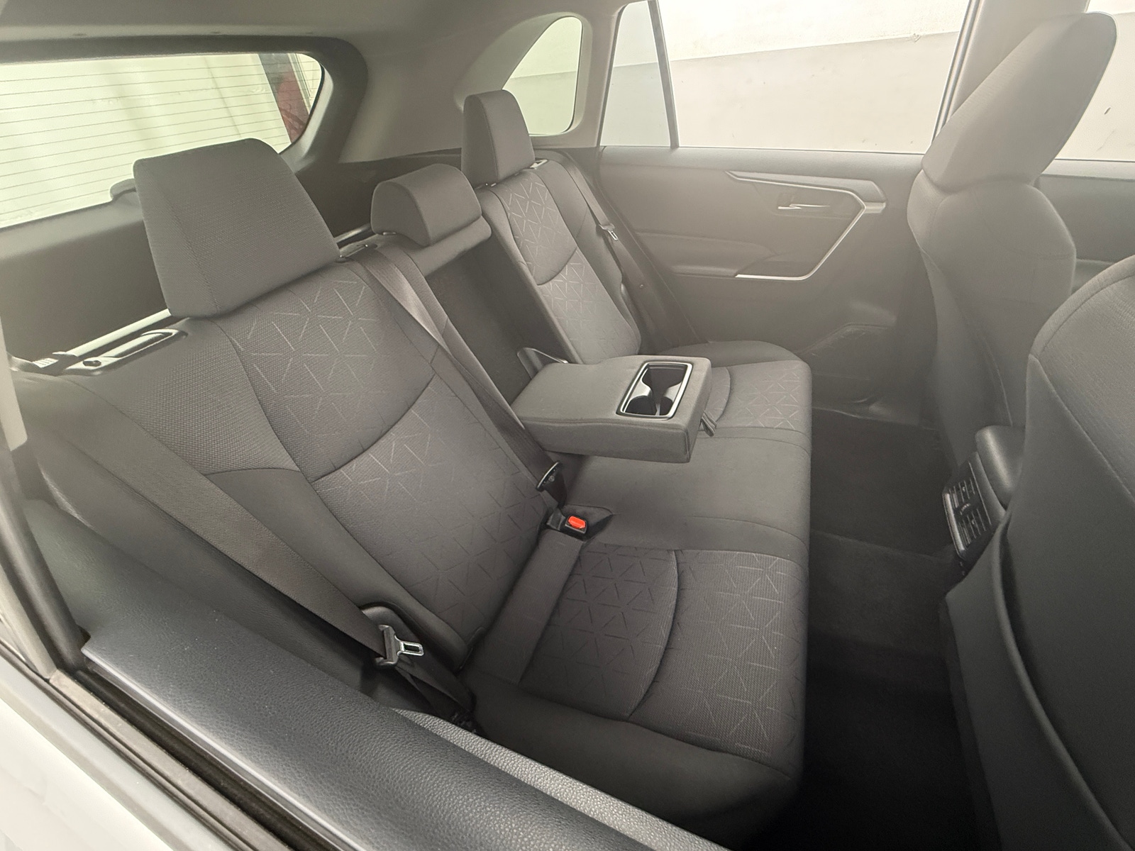 Thumbnail: 2019 Toyota RAV4 - 6