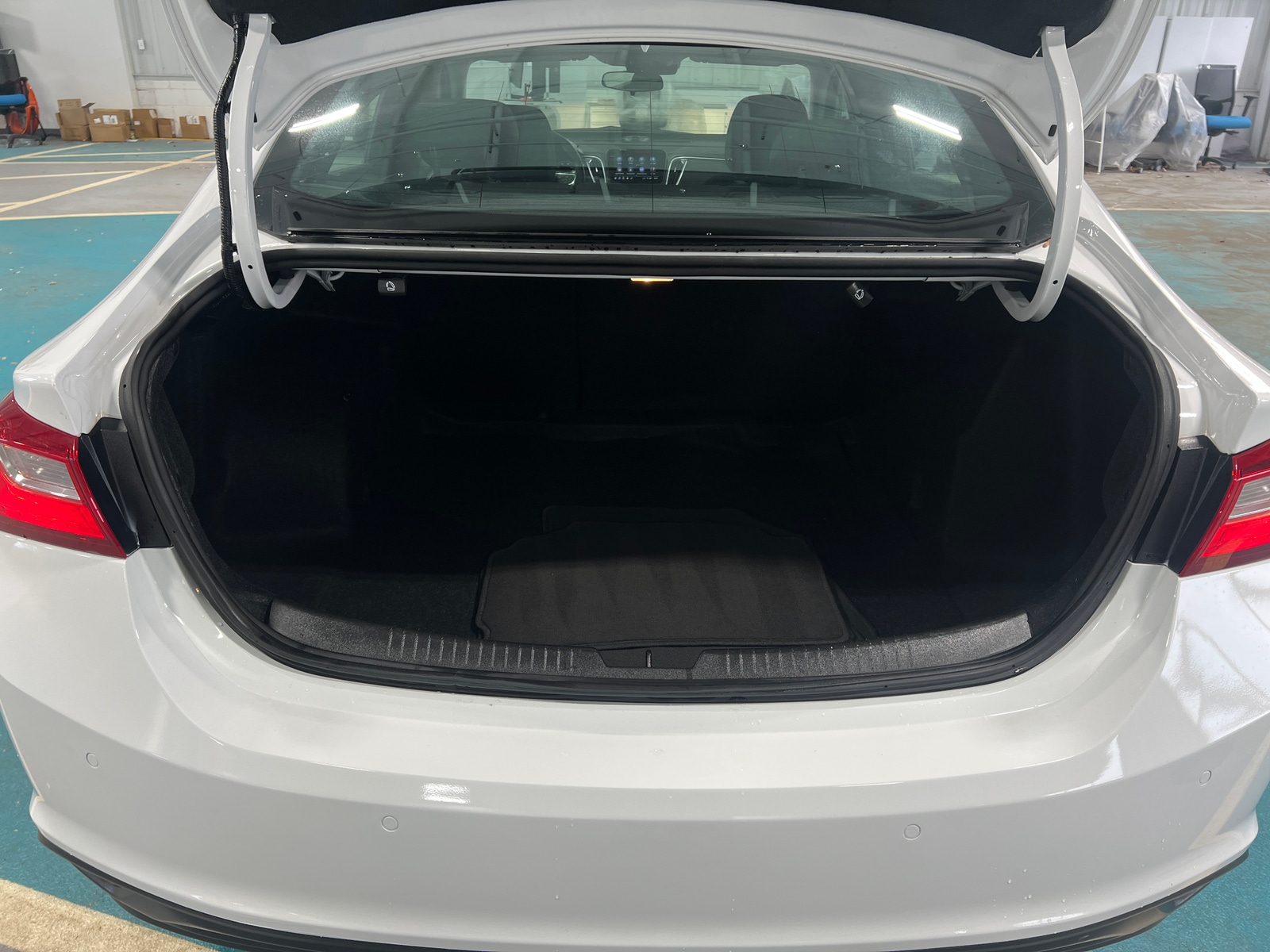 Thumbnail: 2024 Chevrolet Malibu - 7