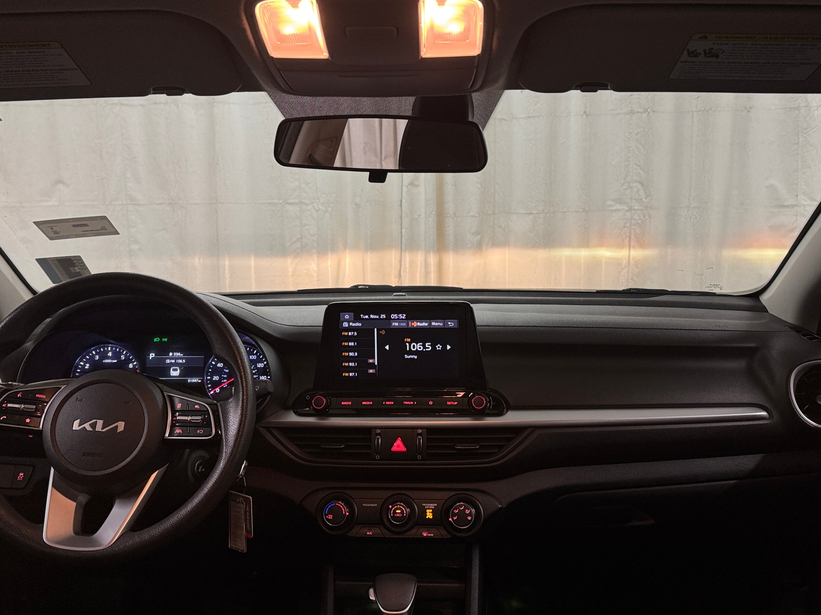 Thumbnail: 2024 Kia Forte - 3