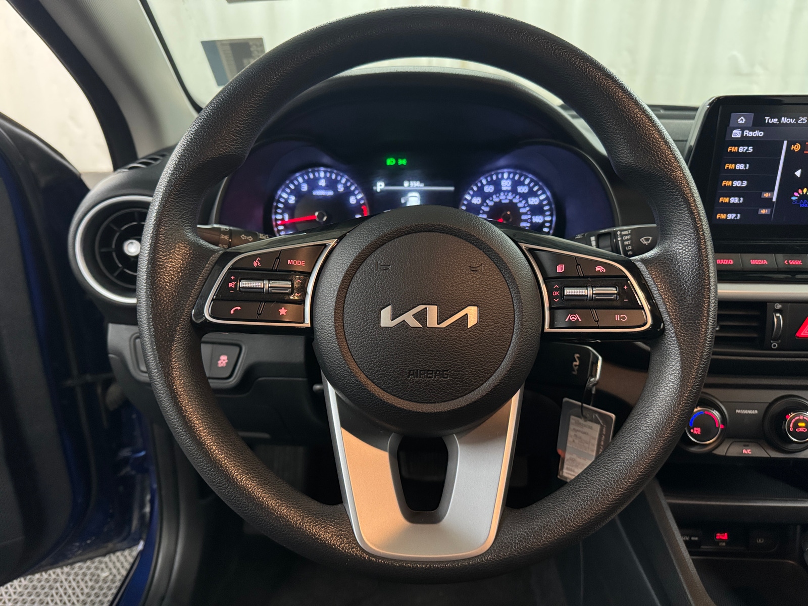 Thumbnail: 2024 Kia Forte - 5