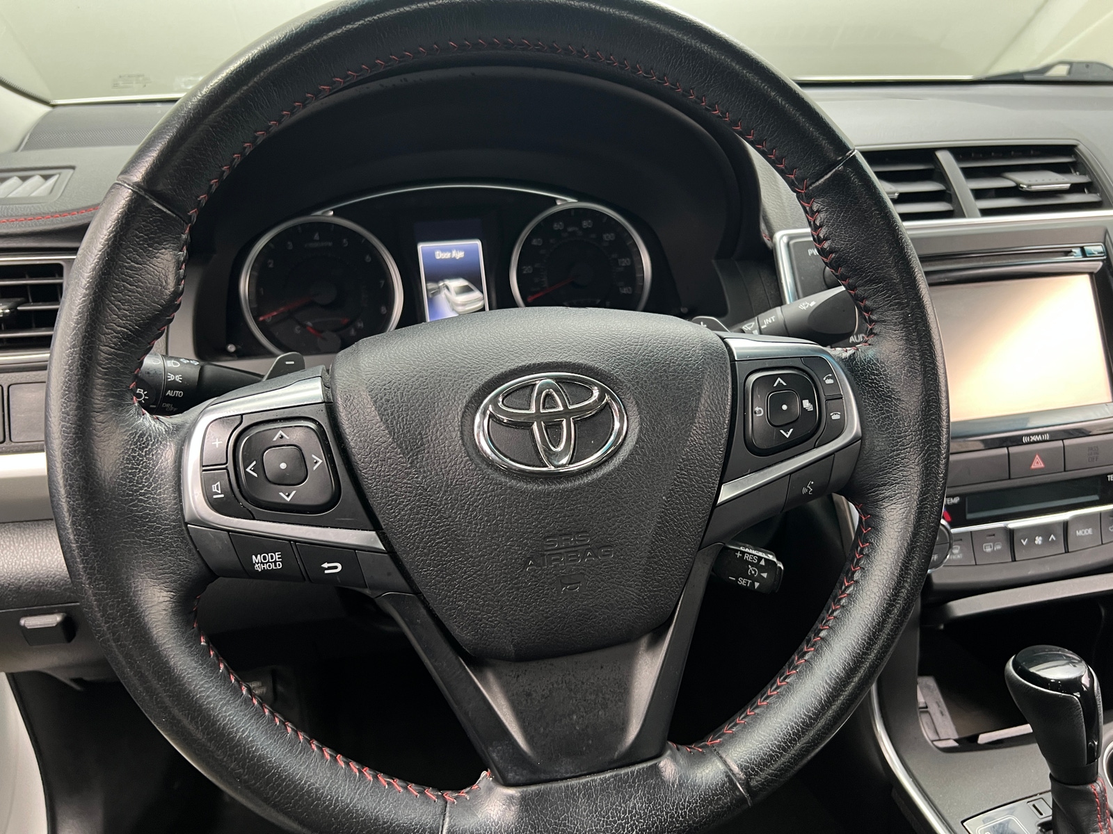 Thumbnail: 2016 Toyota Camry - 4