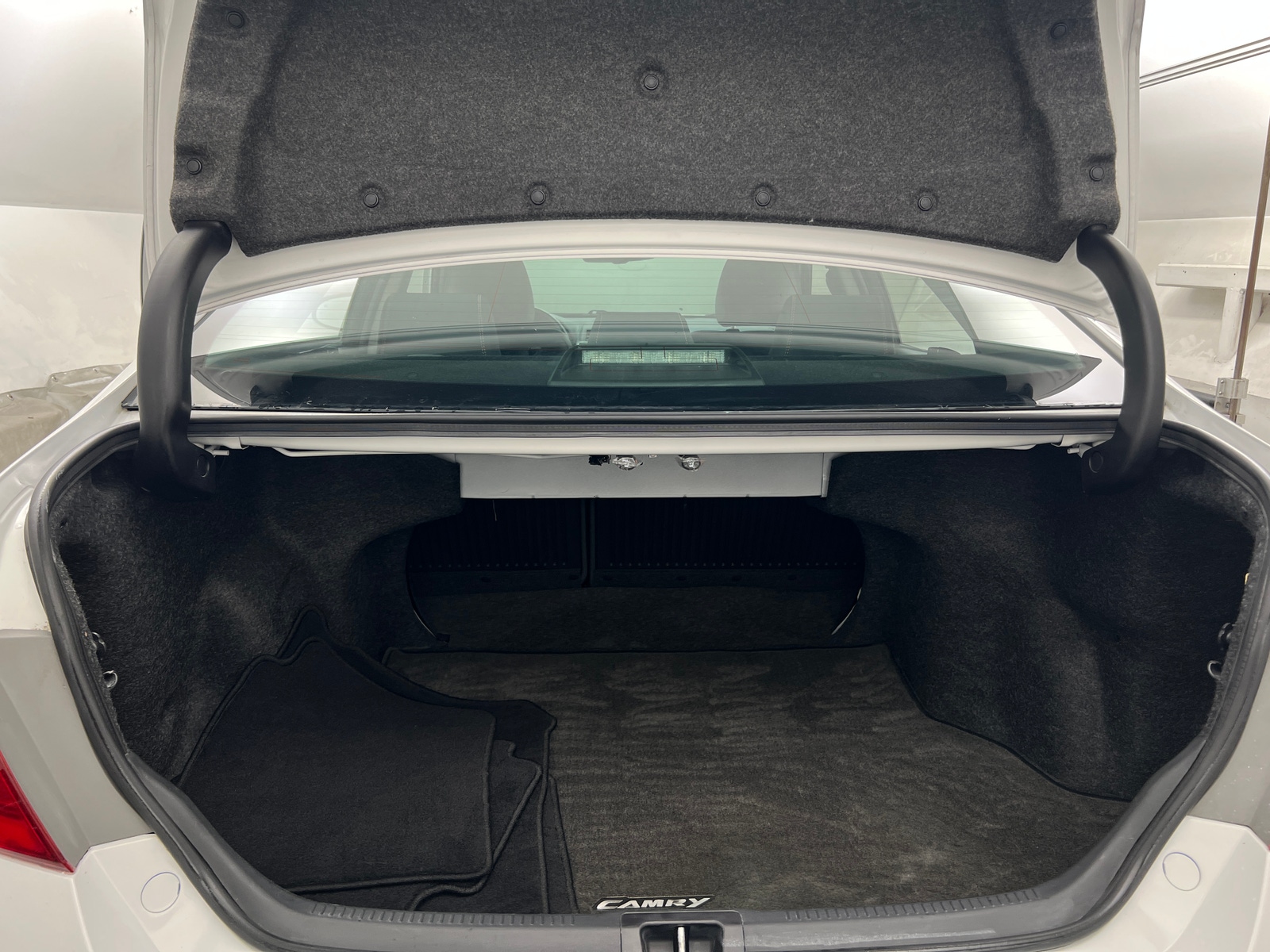 Thumbnail: 2016 Toyota Camry - 6