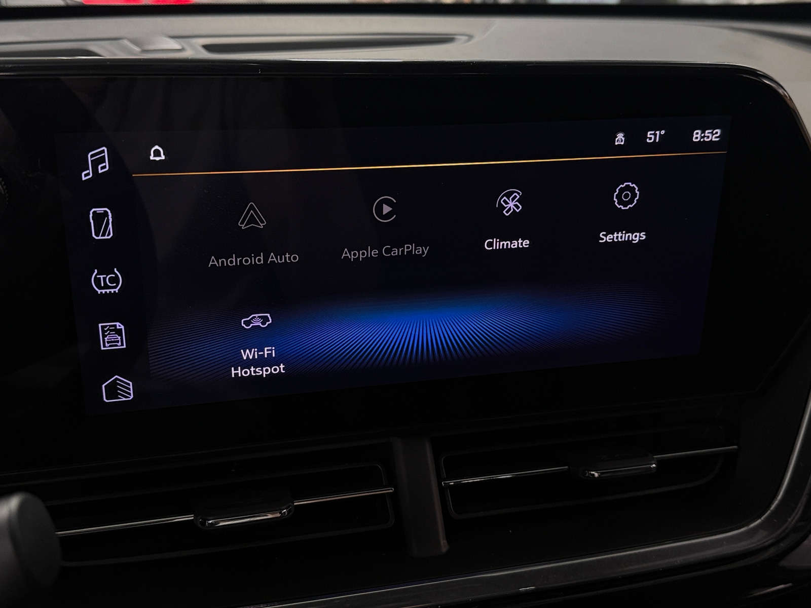 Thumbnail: 2025 Chevrolet Trax - 3