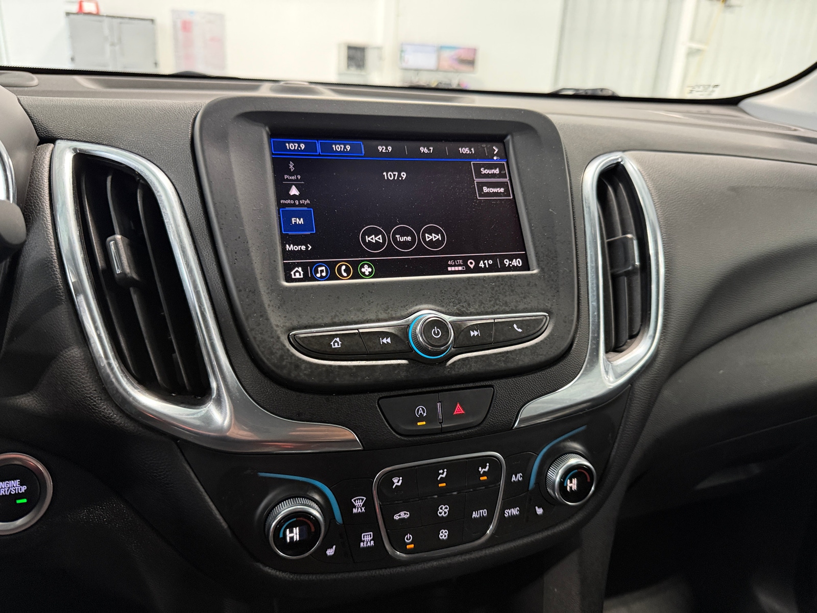 Thumbnail: 2024 Chevrolet Equinox - 4