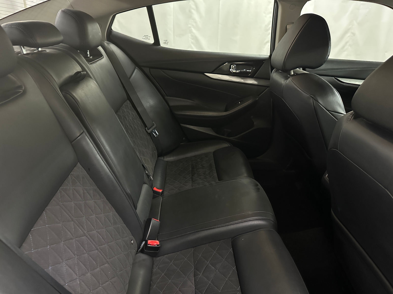 Thumbnail: 2017 Nissan Maxima - 5