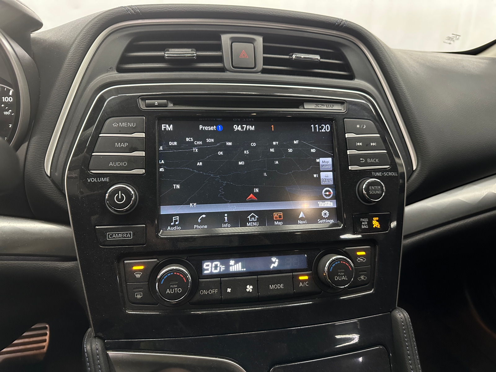 Thumbnail: 2017 Nissan Maxima - 3