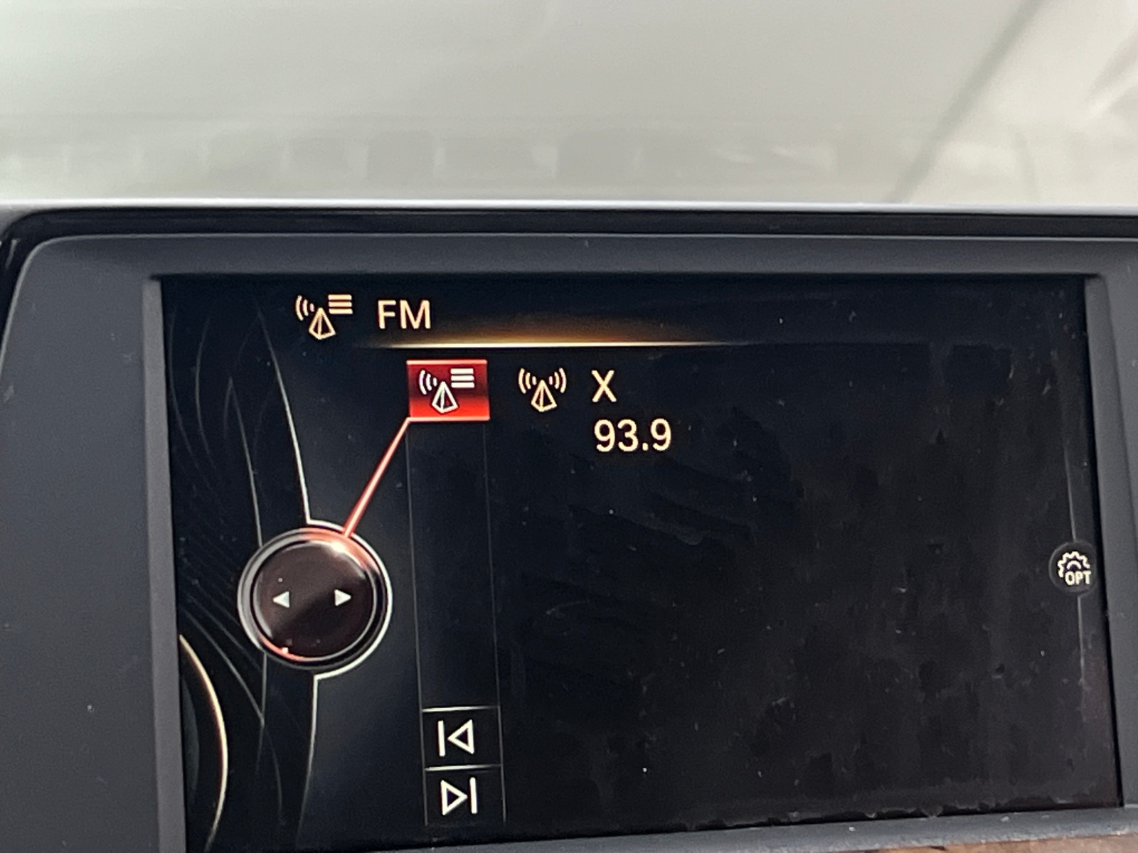 Thumbnail: 2017 BMW 3 Series - 3