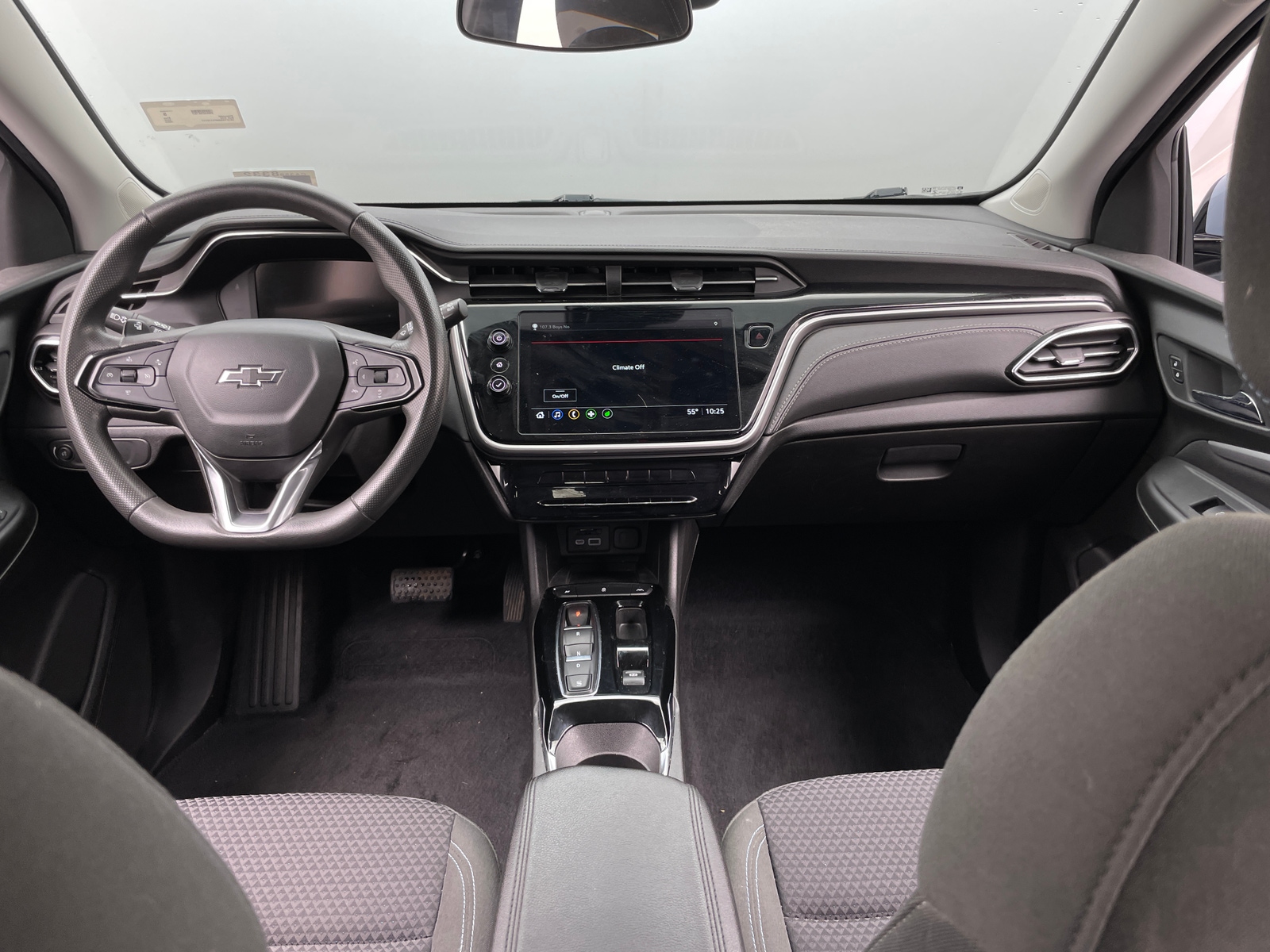 Thumbnail: 2023 Chevrolet Bolt EUV - 3