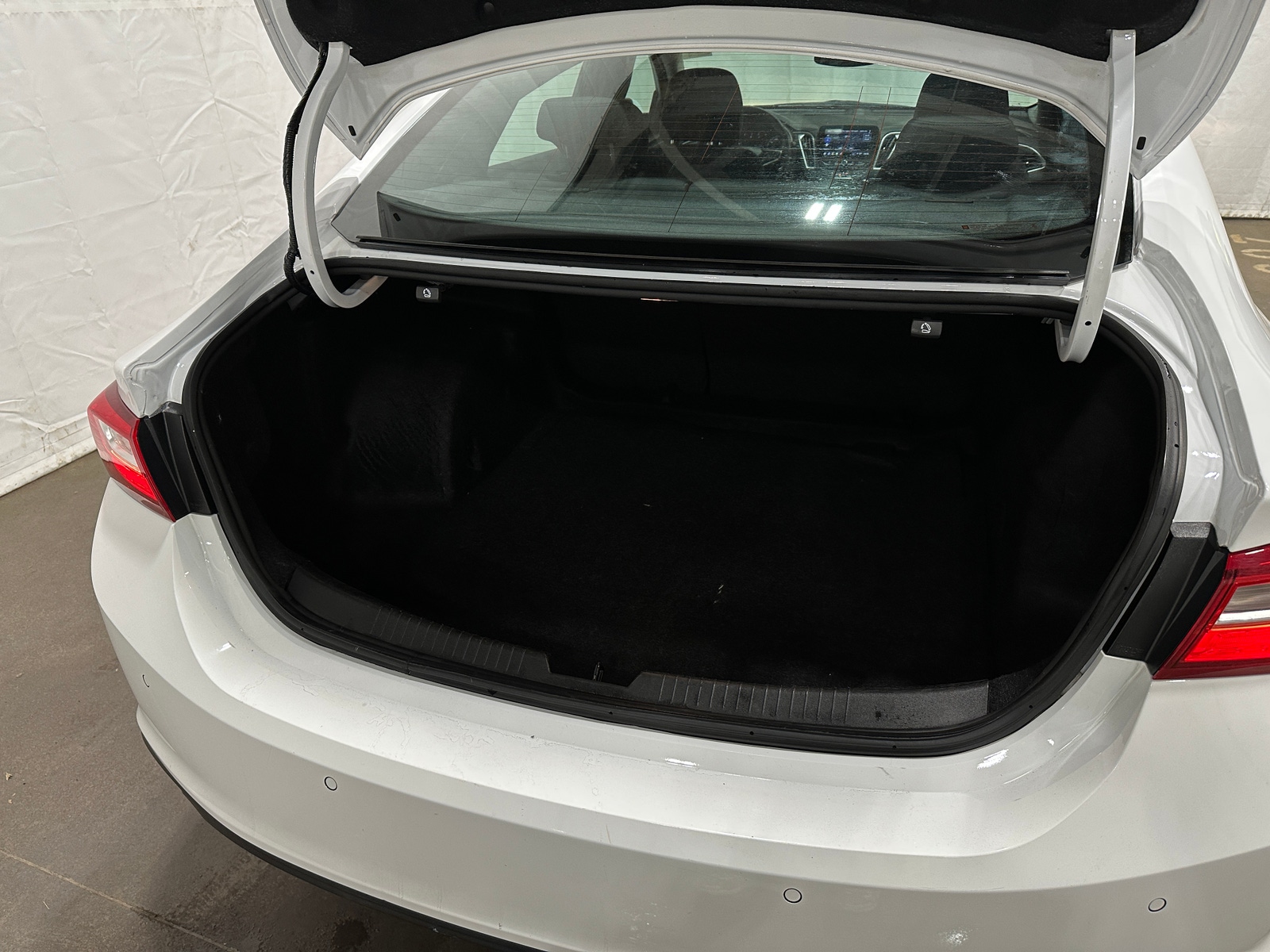 Thumbnail: 2024 Chevrolet Malibu - 7