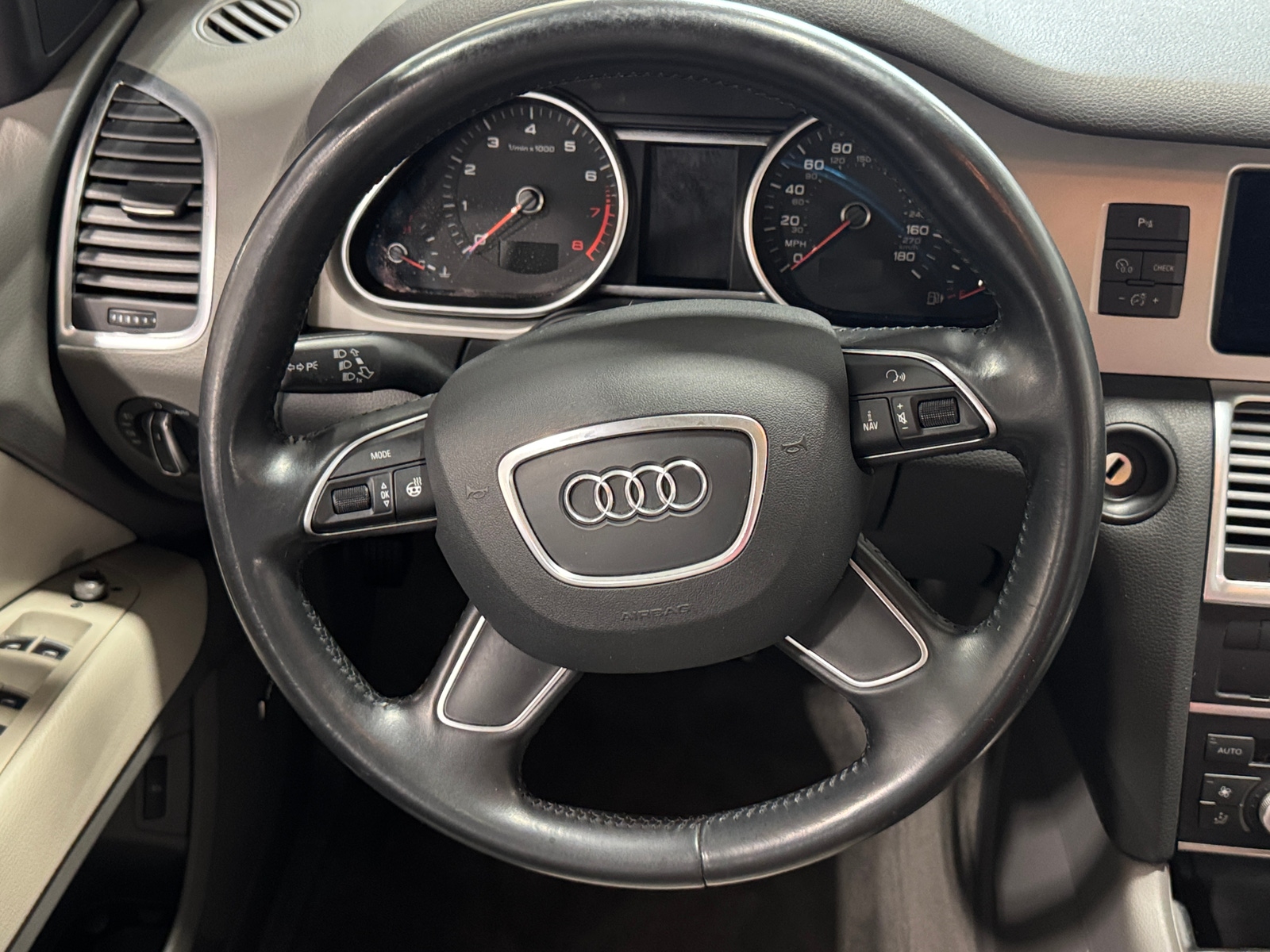 Thumbnail: 2015 Audi Q7 - 4