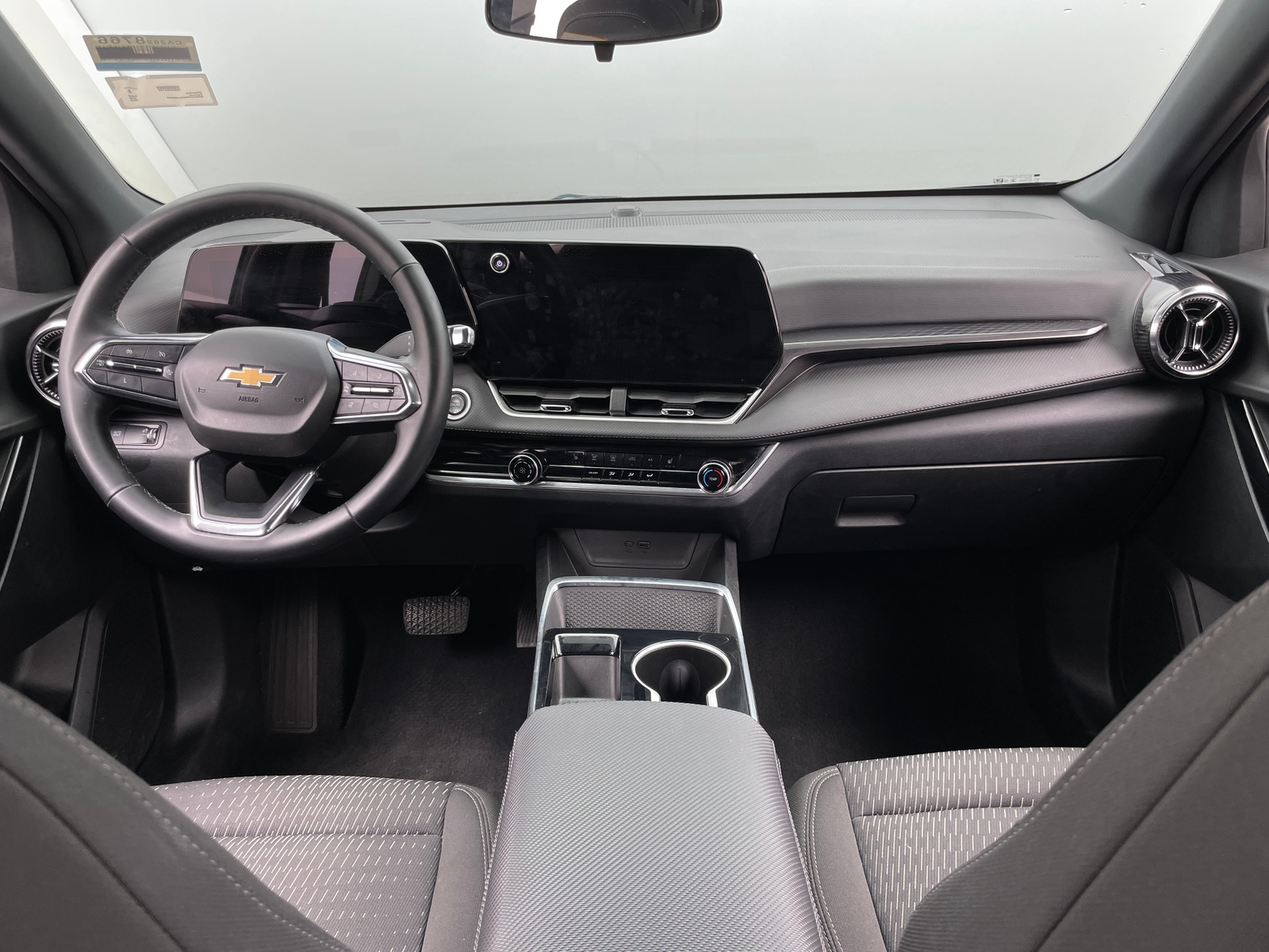 Thumbnail: 2025 Chevrolet Equinox - 3