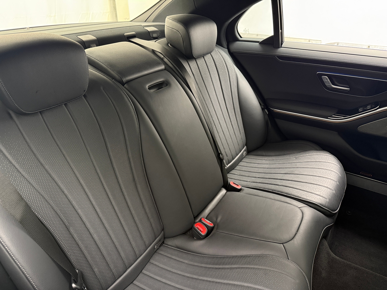 Thumbnail: 2022 Mercedes-Benz S-Class - 5