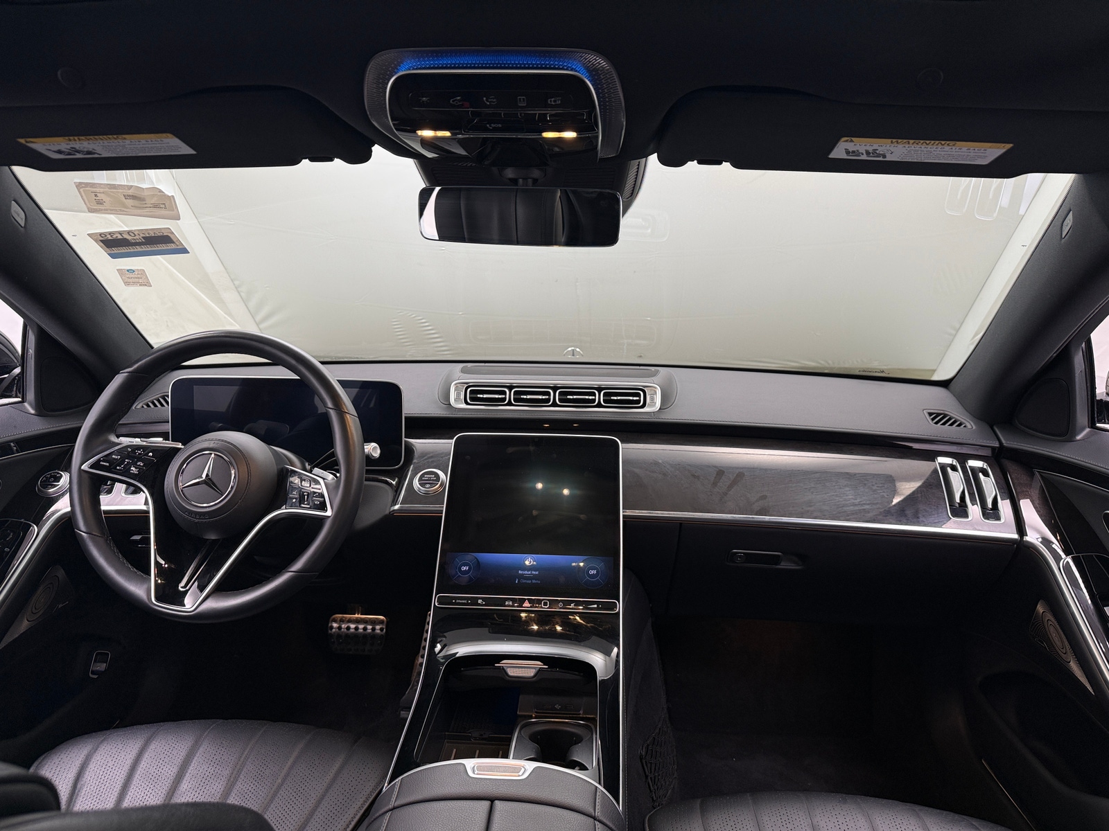 Thumbnail: 2022 Mercedes-Benz S-Class - 2