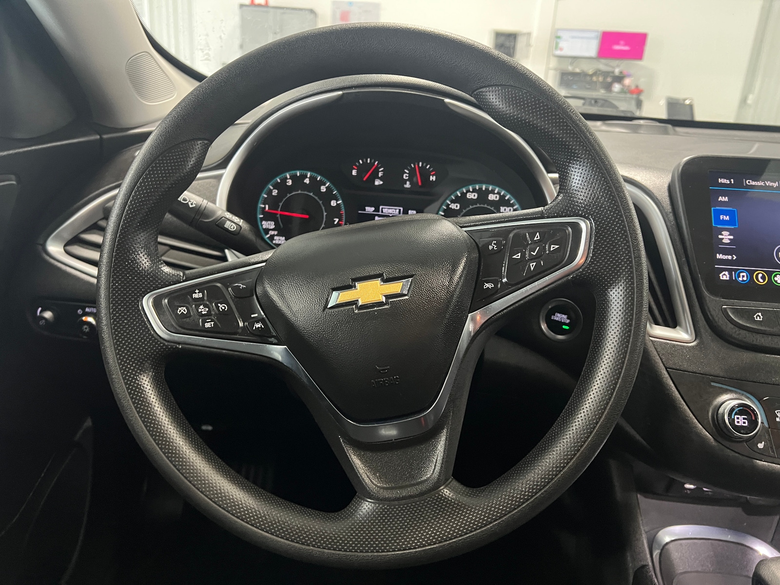 Thumbnail: 2024 Chevrolet Malibu - 5