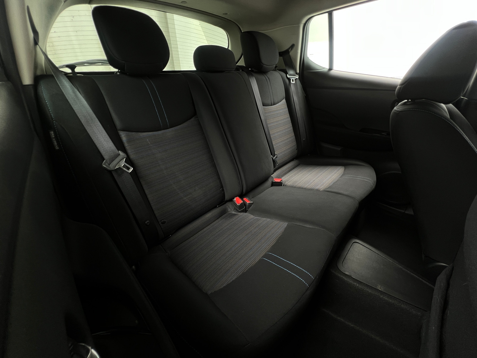 Thumbnail: 2021 Nissan Leaf - 6