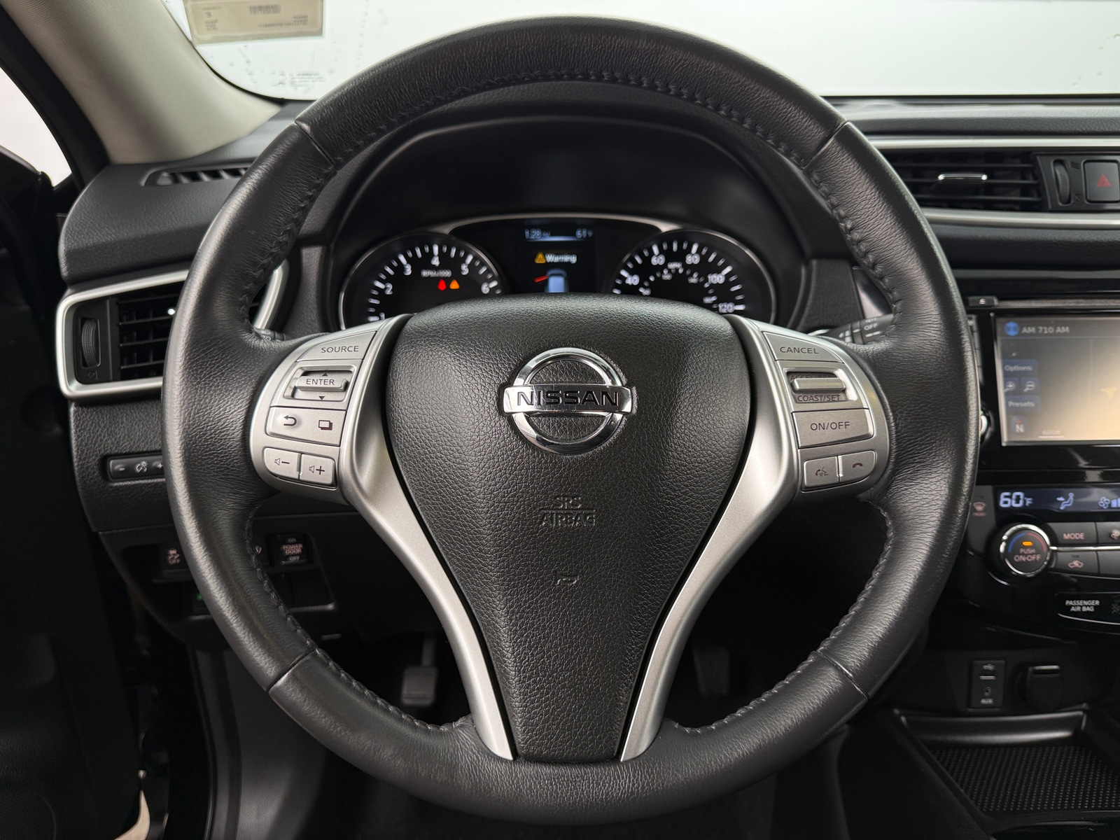 Thumbnail: 2015 Nissan Rogue - 4