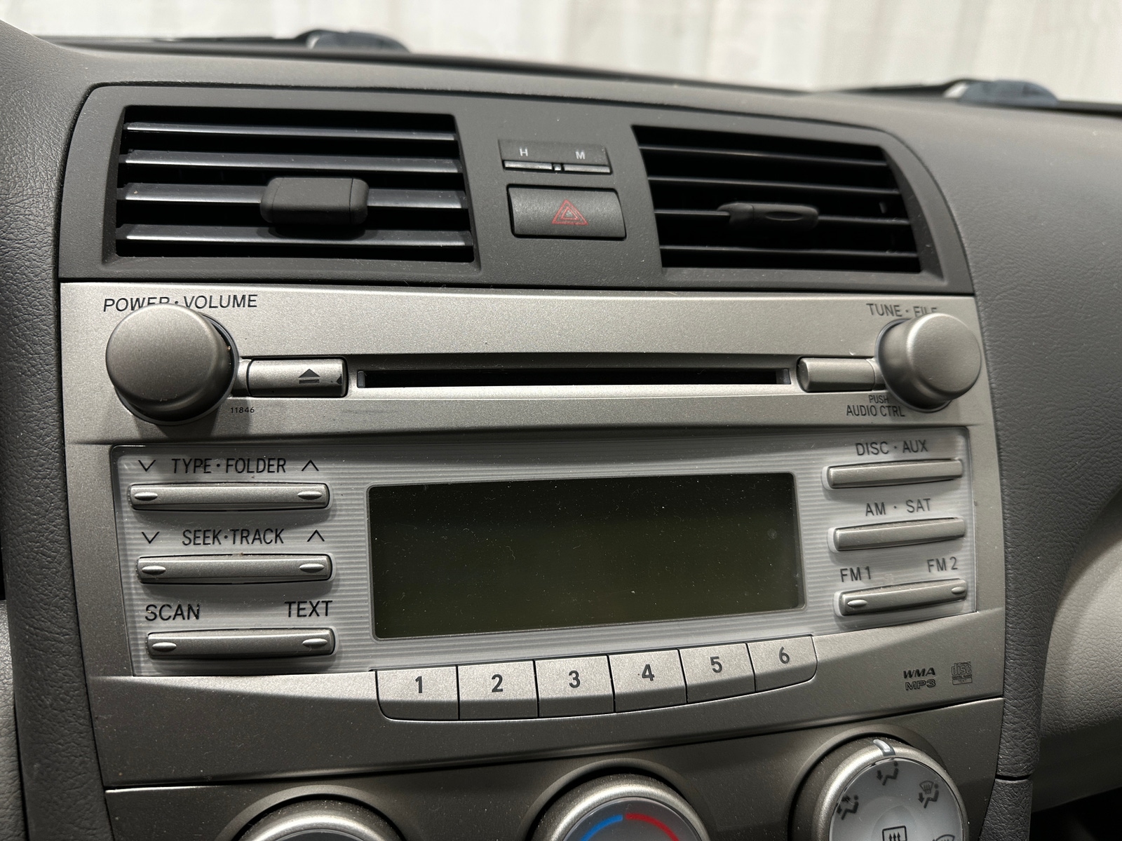 Thumbnail: 2011 Toyota Camry - 4