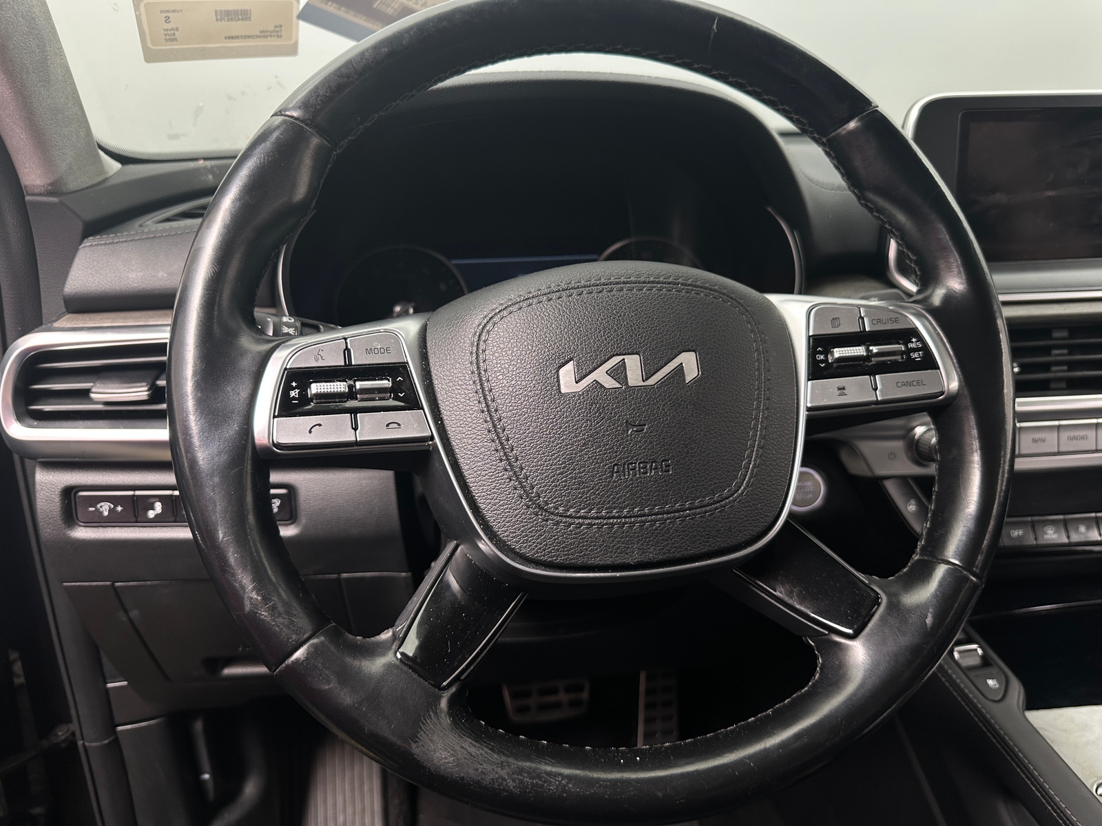 Thumbnail: 2022 Kia Telluride - 4