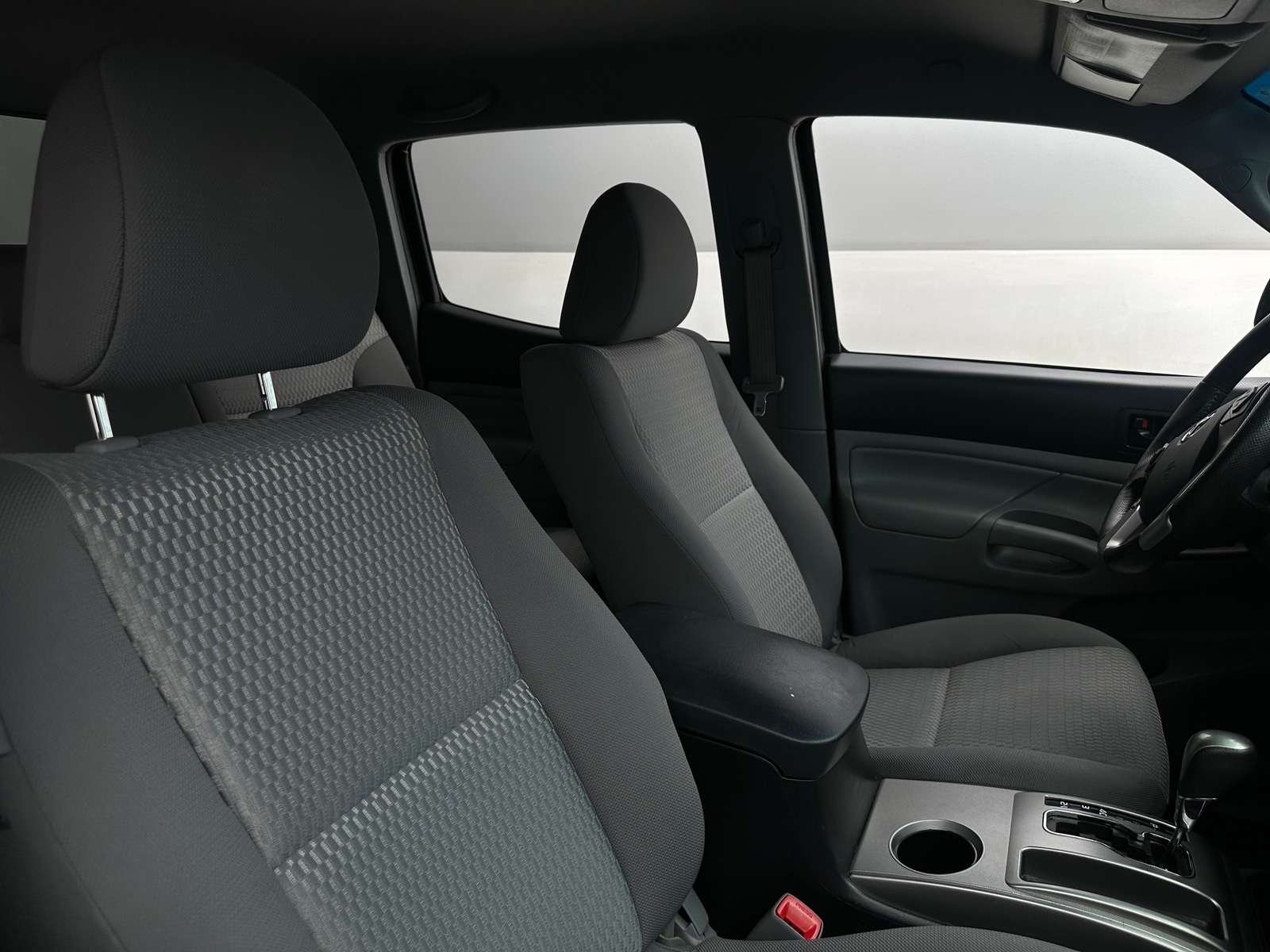 Thumbnail: 2015 Toyota Tacoma - 2