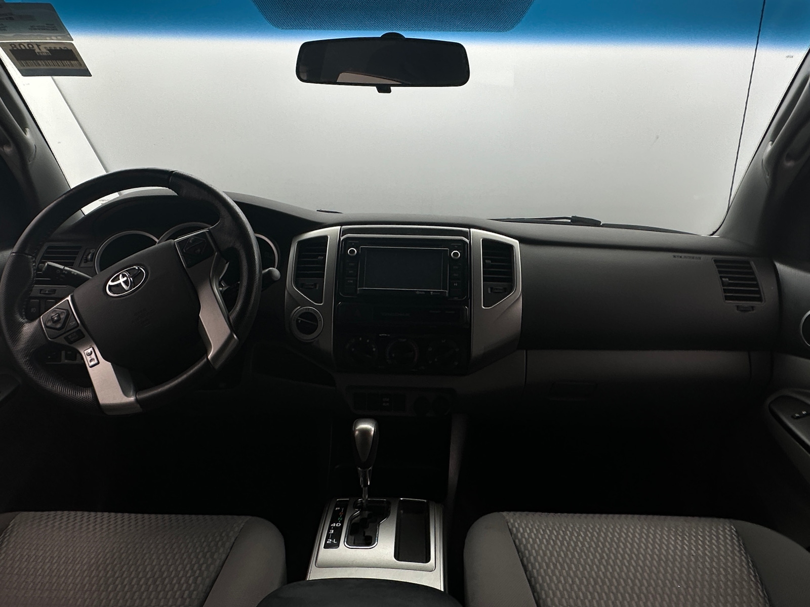 Thumbnail: 2015 Toyota Tacoma - 3