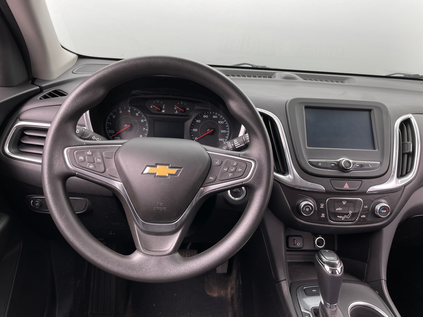 Thumbnail: 2018 Chevrolet Equinox - 5