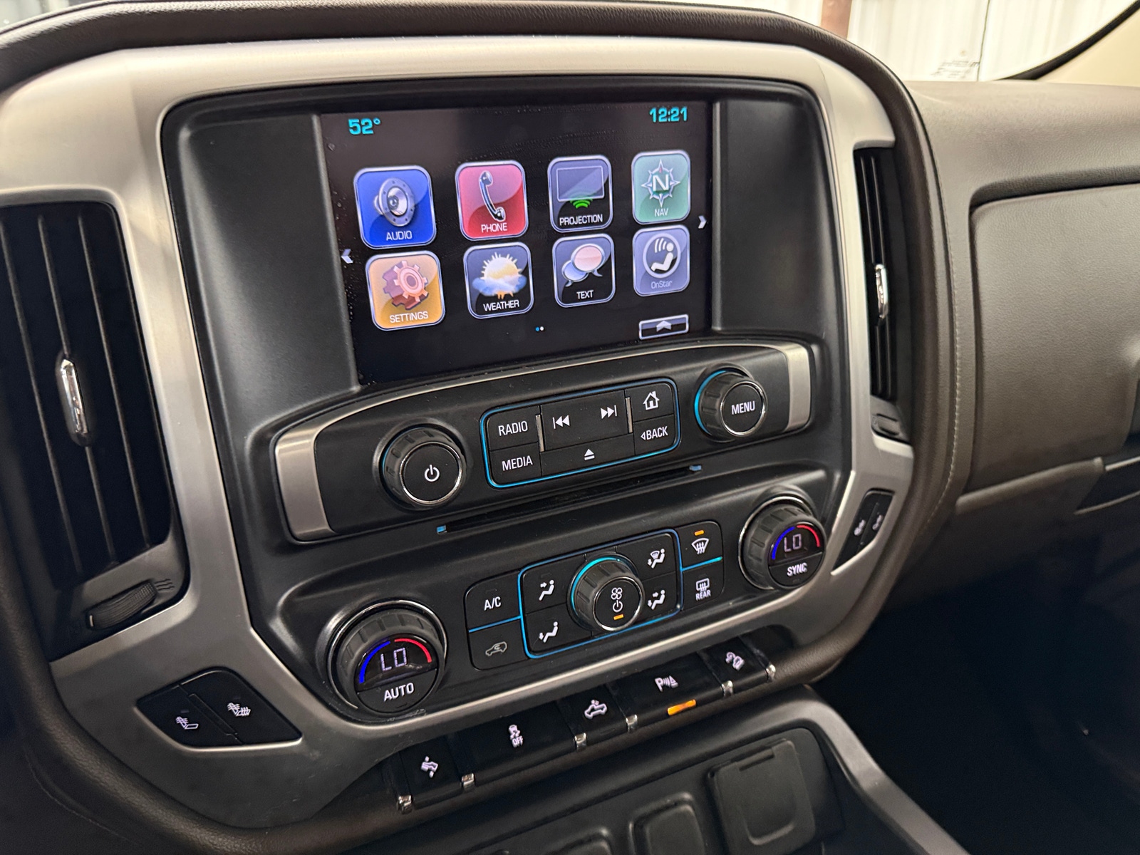 Thumbnail: 2017 GMC Sierra 2500 - 3